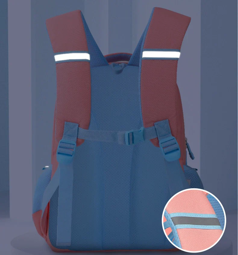 Frozen Fashion Backpack (Elsa & Olaf) - Image 10