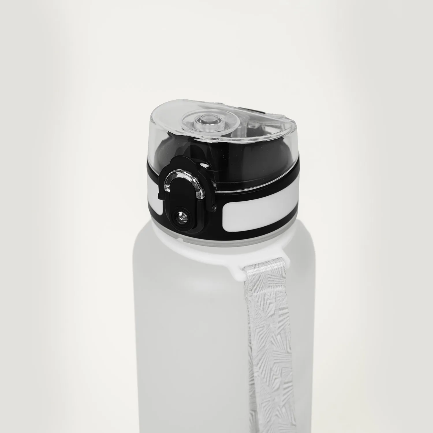 Oasis Tritan Sports Bottle w Handle Strap 750ML - Image 5